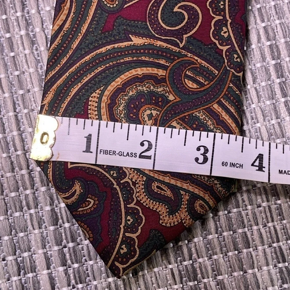Vtg J.D. Howell Tall Mans Tie Paisley Silk Burgundy Green Gold USA Made 56x3.75